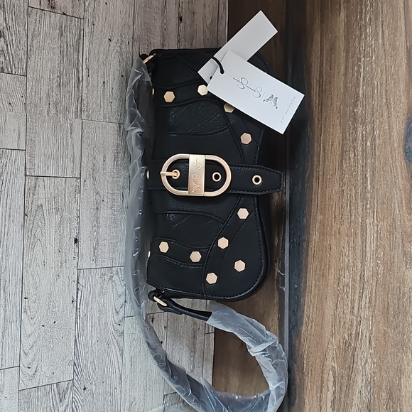 NWT Jessica Simpson Courtney Flap Shoulder Handbag - Black - Picture 1 of 8